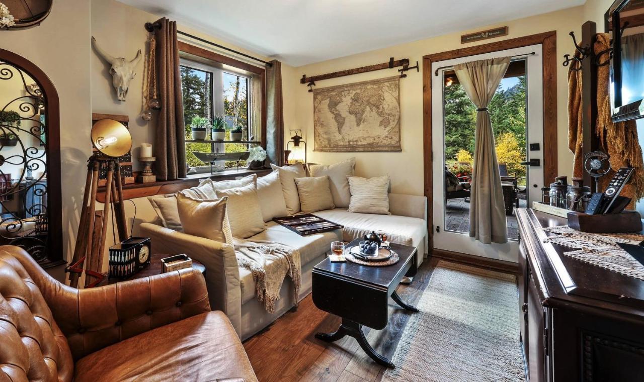 A Suite Retreat - Beyond Bed & Breakfast Sun Peaks Luaran gambar