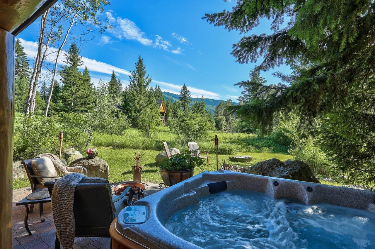 A Suite Retreat - Beyond Bed & Breakfast Sun Peaks Luaran gambar